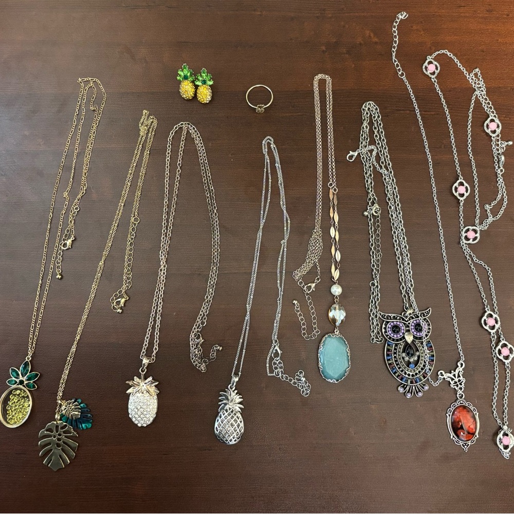 Pineapple and tropical jewelry lot